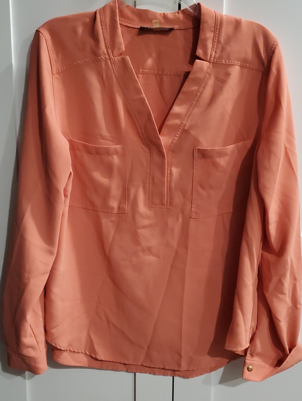 Nine West Coral-Peach V-Neck Long Sleeve Blouse